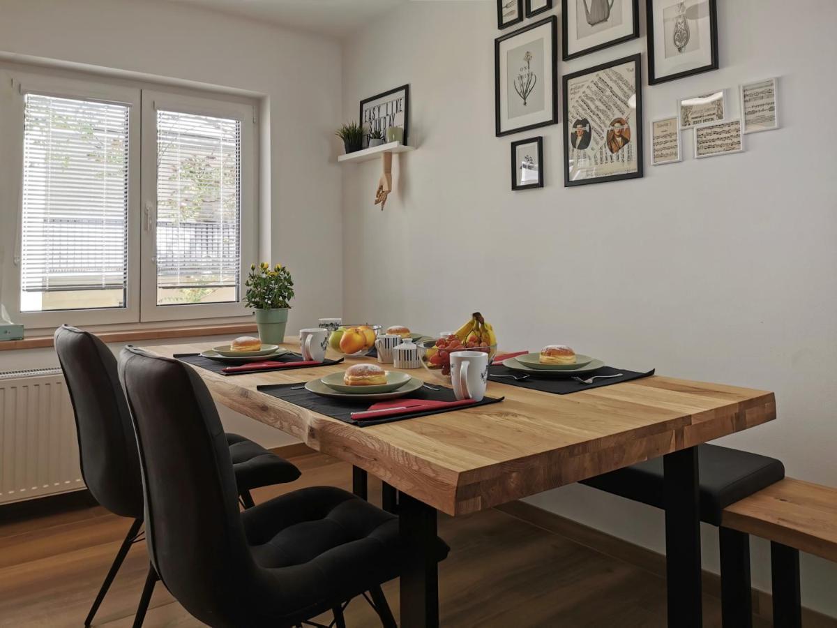 Neues City Center Piano Appartement Mit Netflix Klagenfurt am Woerthersee Ngoại thất bức ảnh